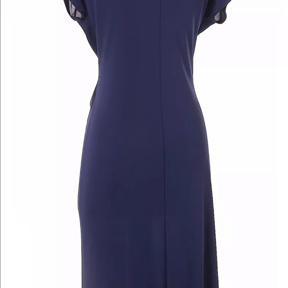 Beautiful draped v-neck draped dress - Picture 3 of 3